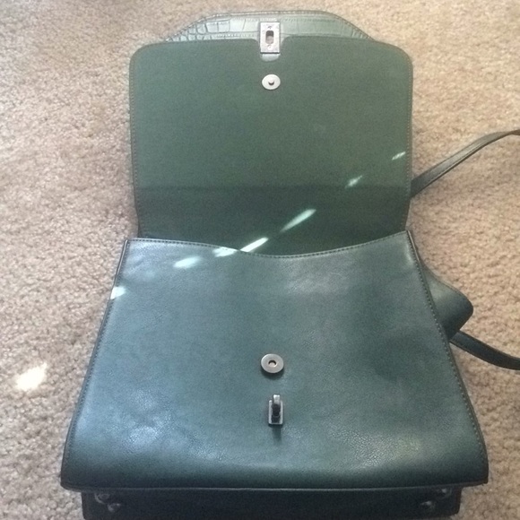 Fiorelli Green Crocodile Satchel - Picture 4 of 5